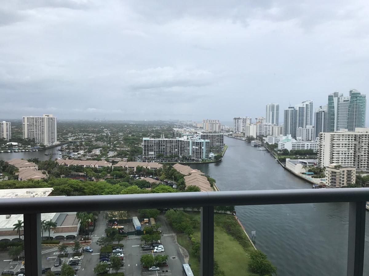 Beach Walk Resort De Lux Apartment Hallandale Beach Luaran gambar